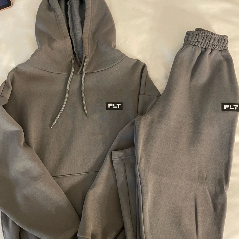 PrettyLittleThing Charcoal Lounge Set